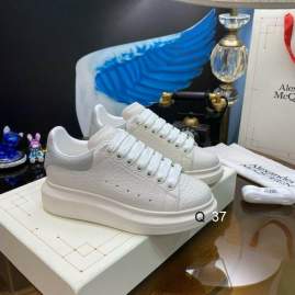 Picture of Alexander McQueen Shoes _SKUBVsz35-409CMYY1002468